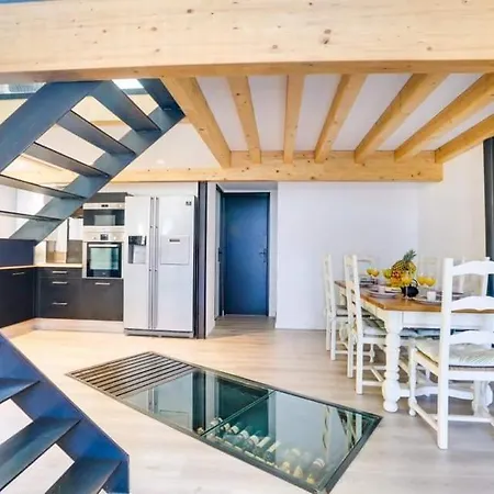 Maison En Plein Coeur De *